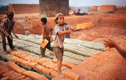 2022童工的法定年龄是多大?童工自愿打工犯法吗?
